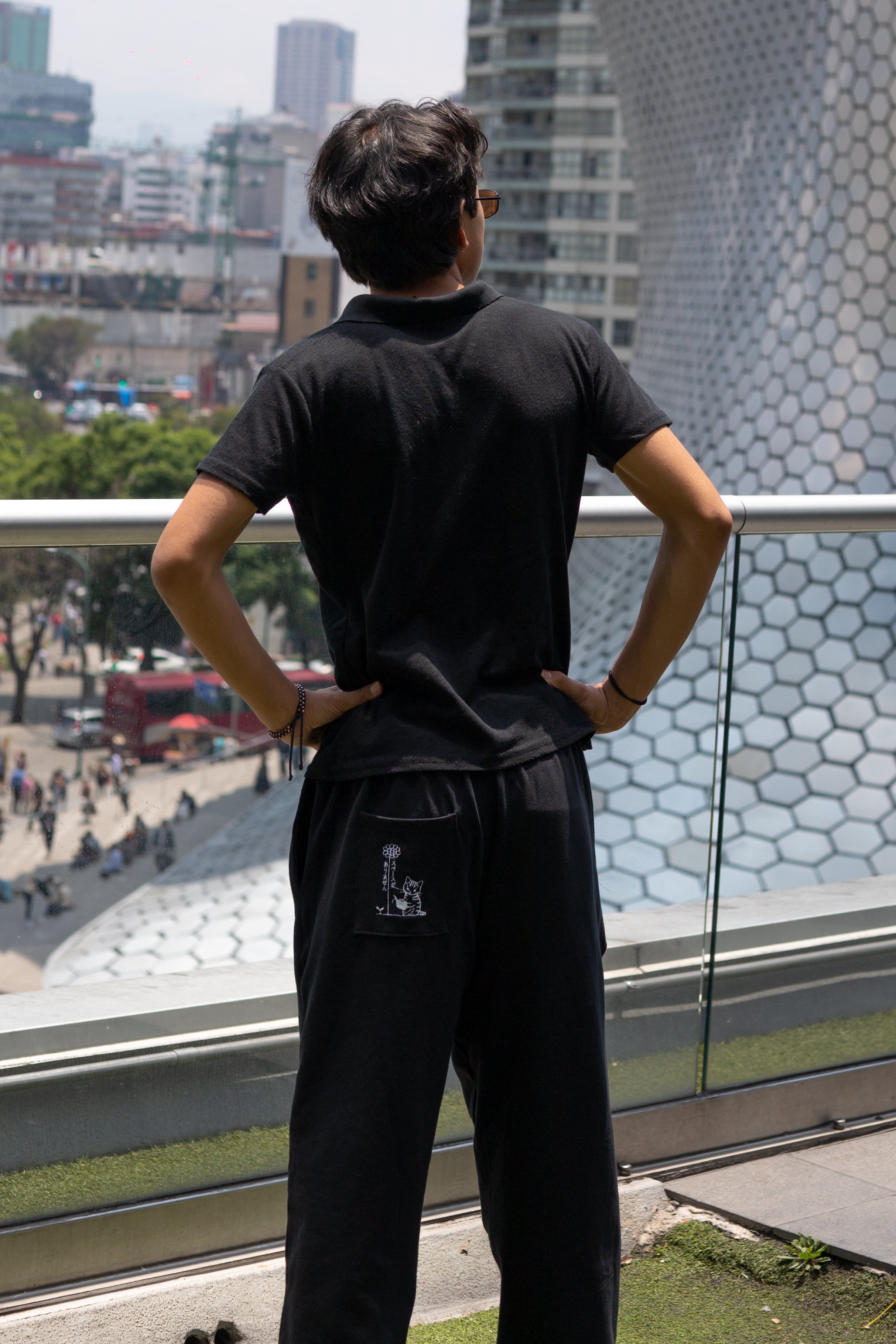 BAGGY FIT SWEATPANTS "WATERING"